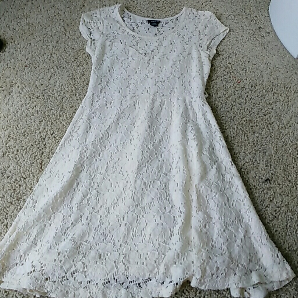 White lace mini dress
